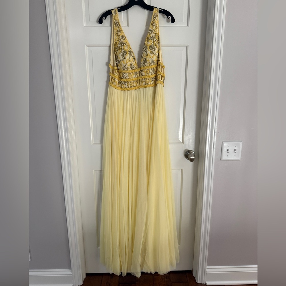 NWT Sherri Hill Prom Dress